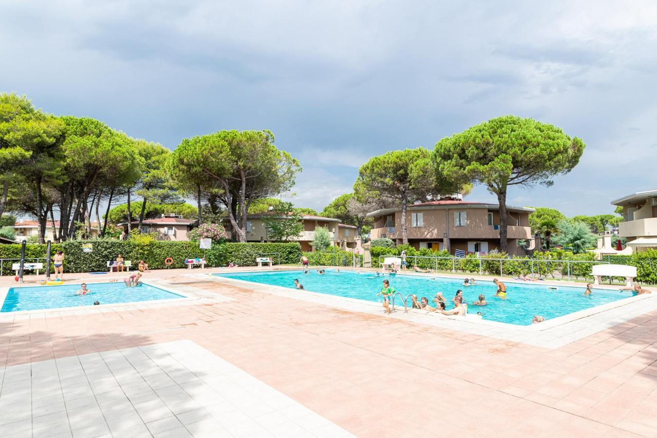 Tivoli Apartment Bibione Bagian luar foto