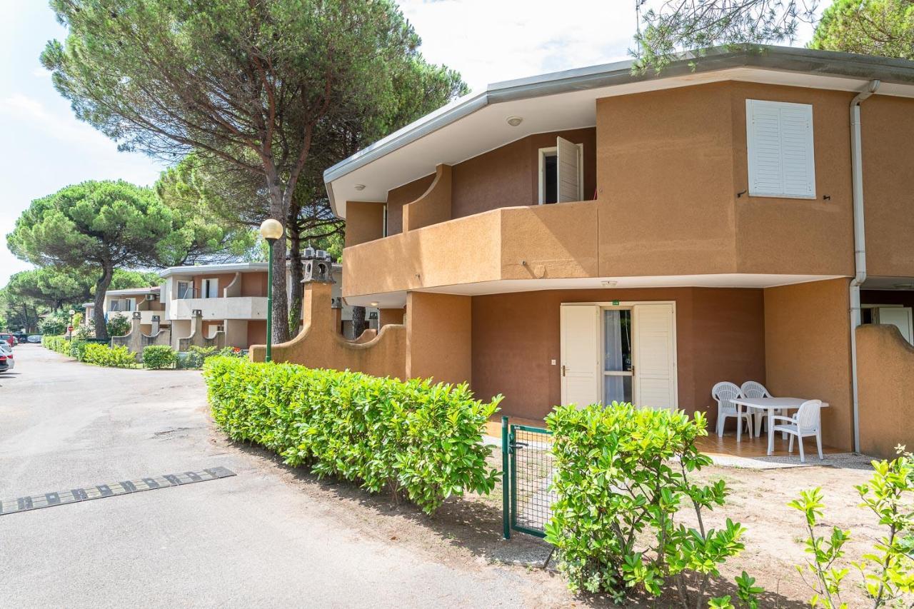 Tivoli Apartment Bibione Bagian luar foto