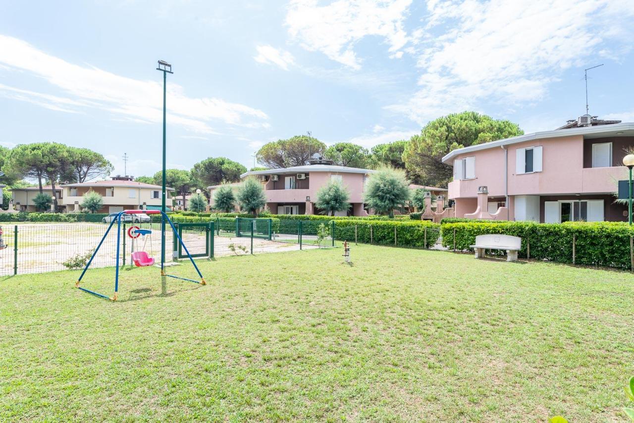 Tivoli Apartment Bibione Bagian luar foto