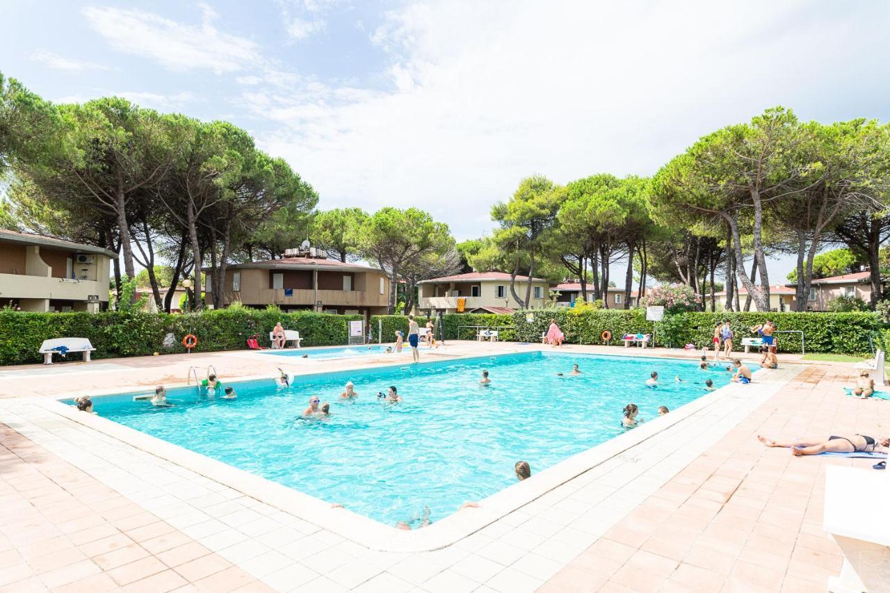 Tivoli Apartment Bibione Bagian luar foto