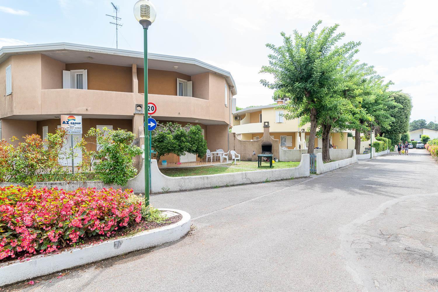 Tivoli Apartment Bibione Bagian luar foto
