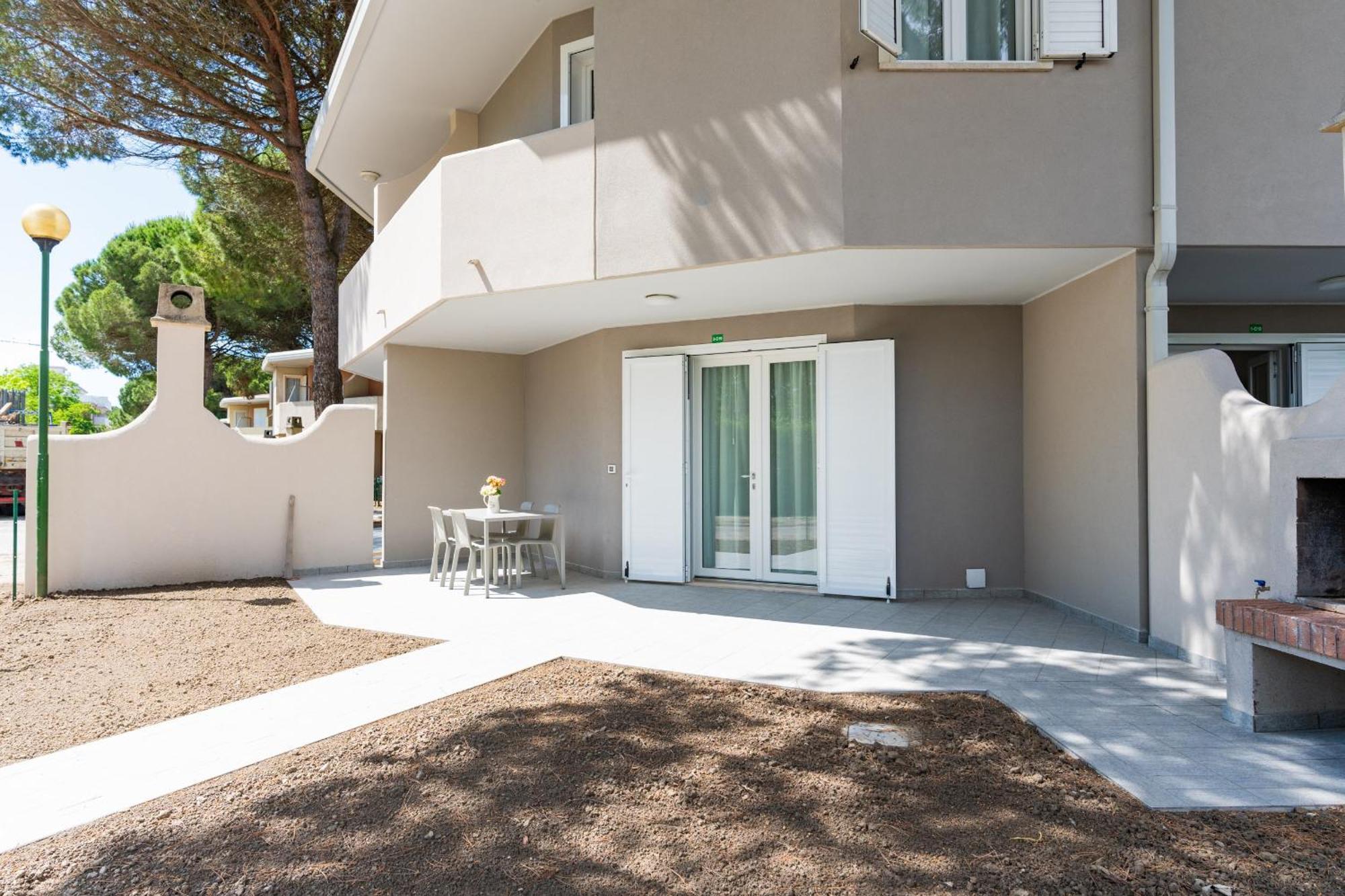Tivoli Apartment Bibione Bagian luar foto